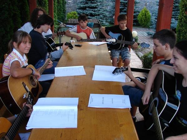 Academia de Rock - Scoala de chitara